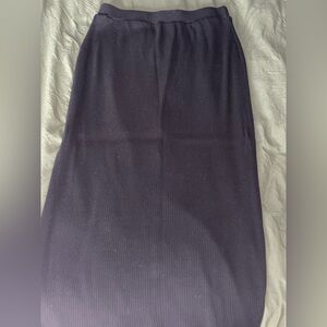 Black old navy skirt size medium goes down to the ankles
